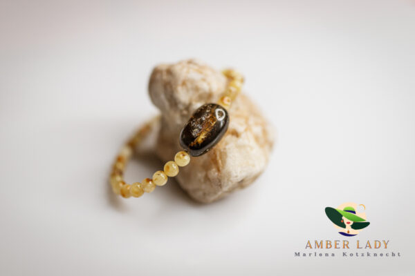 Natural baltic amber bracelet.