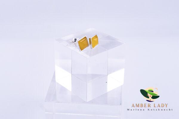Square earrings with baltic amber in sterling silver.